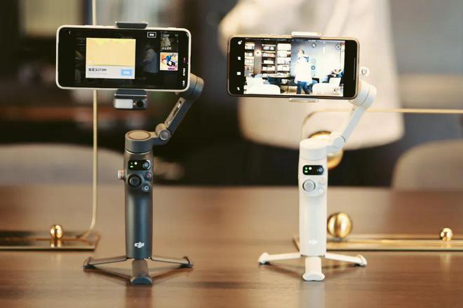 ie 7 Pro稳定器首发初体验！549元！大疆OSMO Mobl(图4)