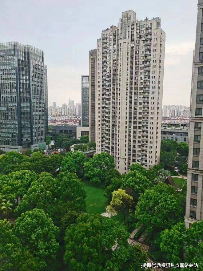 价_楼盘评测丨地址丨详情丨售楼处电话丨 交房时间品尊国际(品尊国际售楼处)网站-2025最新房(图2)