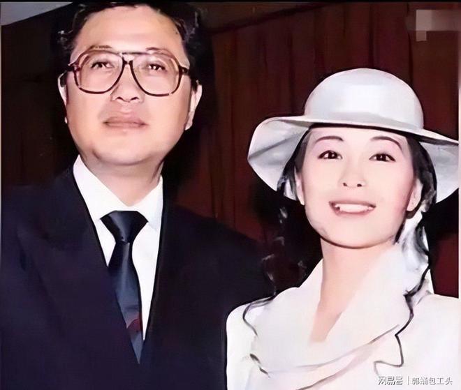 各的”“最癫狂亚姐”的瓜克死老公、爱泡二婚“各玩(图8)